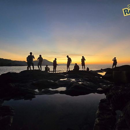 Revibe Beach Hostel Gokarna Gokarna  Buitenkant foto