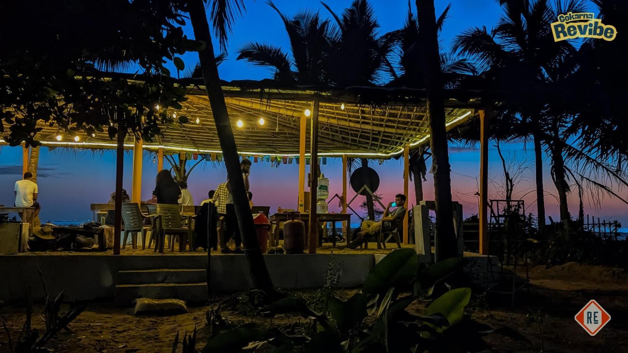 Revibe Beach Hostel Gokarna Gokarna  Buitenkant foto