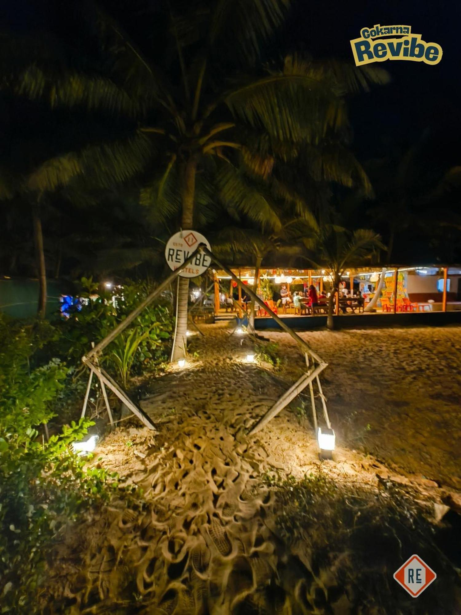 Revibe Beach Hostel Gokarna Gokarna  Buitenkant foto